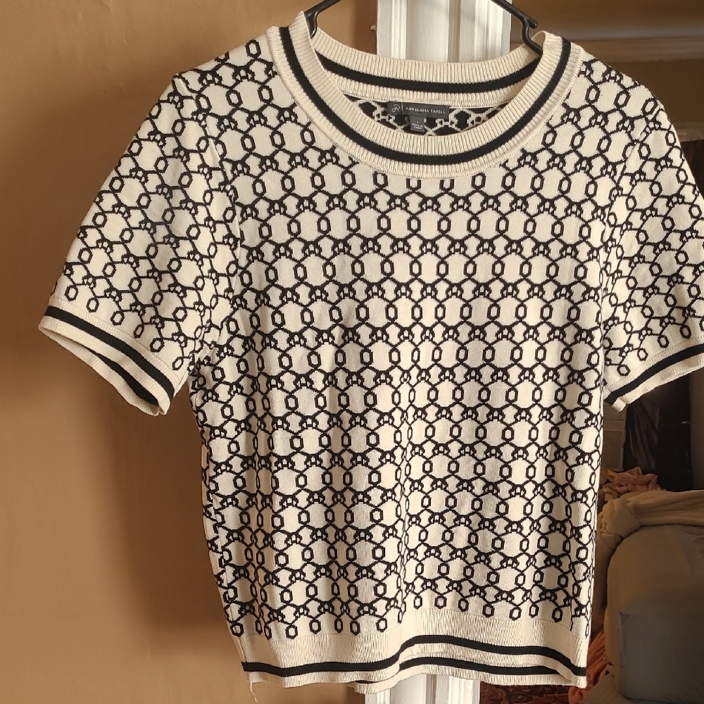 Adrianna Papell Black and Cream Knit Sweater